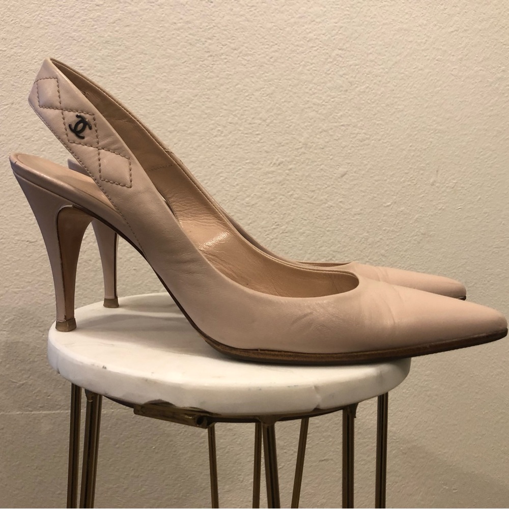 CHANEL 2002 Slingback Heels size 39.5